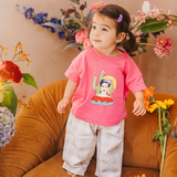 Übergroßes Kinder-T-Shirt „Pink Frida“